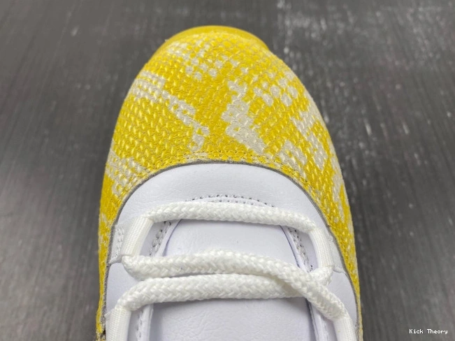 Kicked Out Shoe Store Air Yellow Snakeskin WMNS Jordan AH7860-107 11 Low 0630